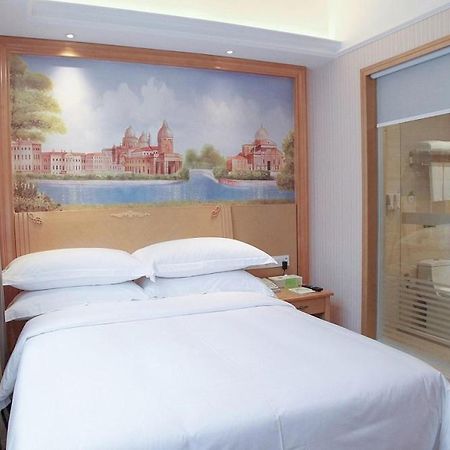 Vienna Hotel Qingyuan Yingde Guangming Road Екстер'єр фото