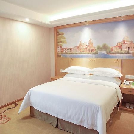 Vienna Hotel Qingyuan Yingde Guangming Road Екстер'єр фото