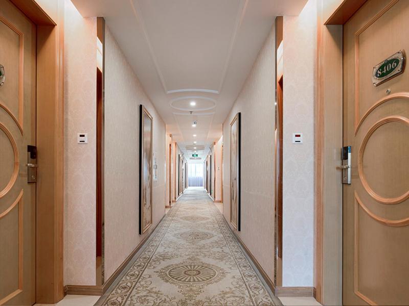 Vienna Hotel Qingyuan Yingde Guangming Road Екстер'єр фото