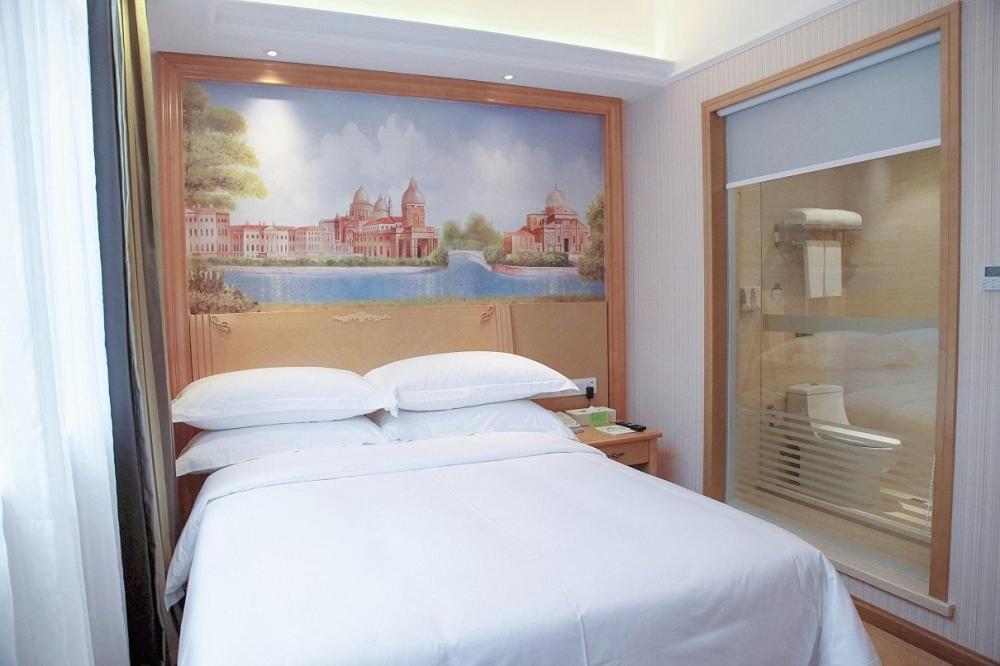 Vienna Hotel Qingyuan Yingde Guangming Road Екстер'єр фото